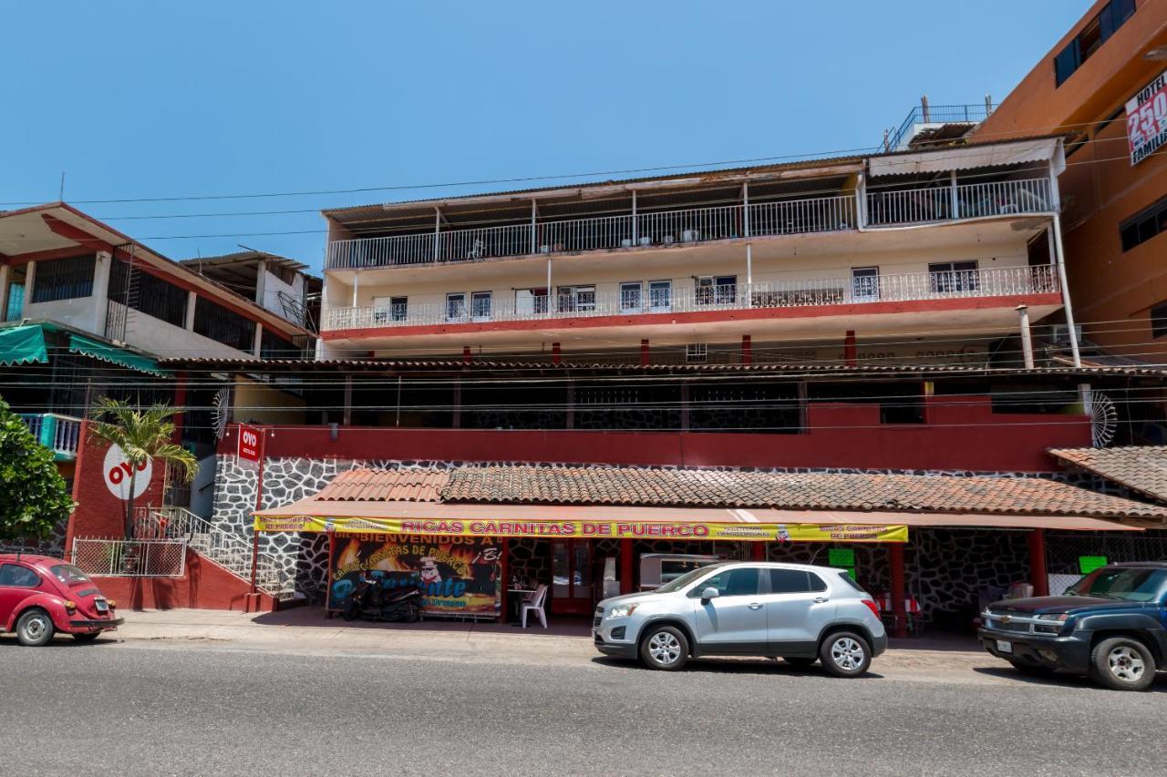 Oyo Hotel Rubi Zihuatanejo Exteriör bild