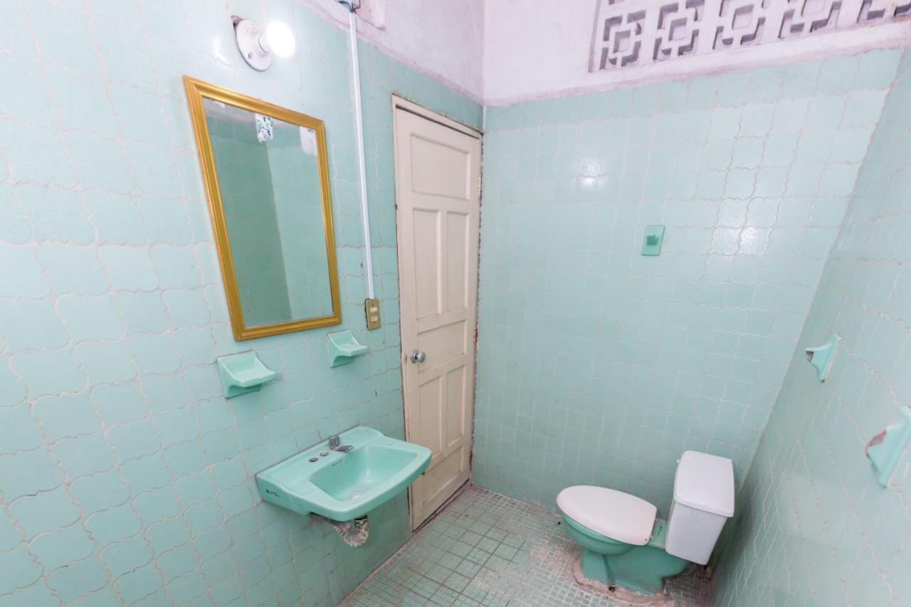 Oyo Hotel Rubi Zihuatanejo Exteriör bild
