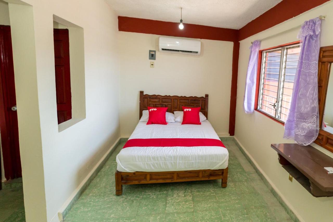 Oyo Hotel Rubi Zihuatanejo Exteriör bild